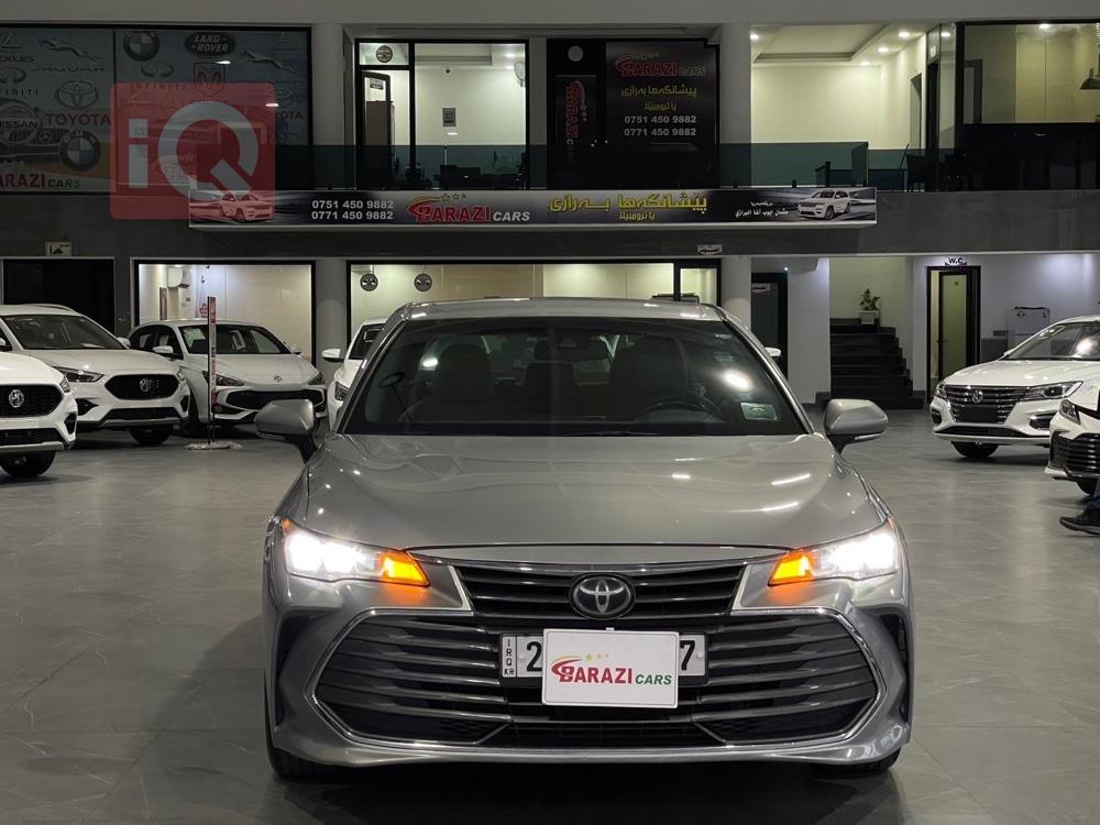 تويوتا أفالون